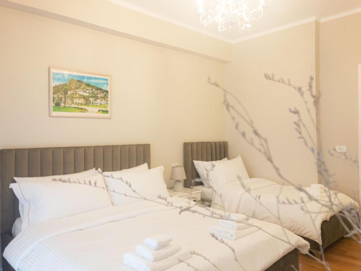 Olimpia Inn Berat Exterior foto